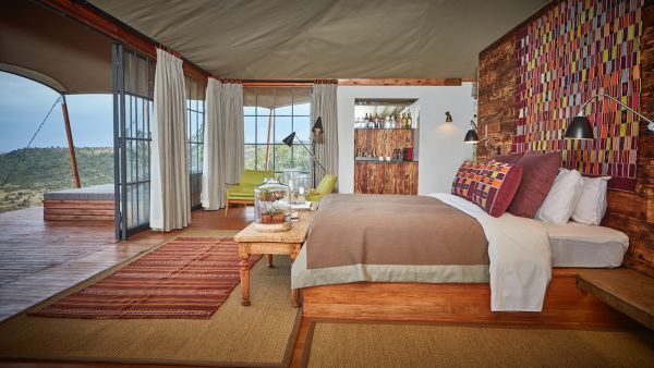 elewana-loisaba-lodo-springs-accommodation-spacious-luxury-tents-show-room9FF8C6D0-92B7-1FEA-F335-2F65C0A6358C.jpg